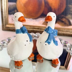 Vintage Goose Salt and Pepper Shakers